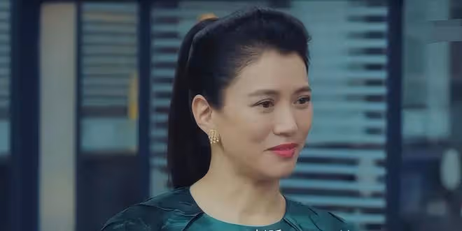 女神變大媽,艷星成肥婆,細數10位「一胖毀所有」的女港星