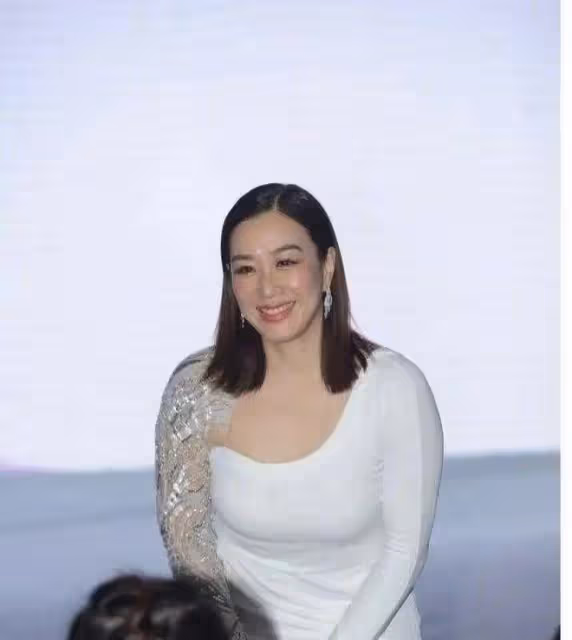 女神變大媽,艷星成肥婆,細數10位「一胖毀所有」的女港星