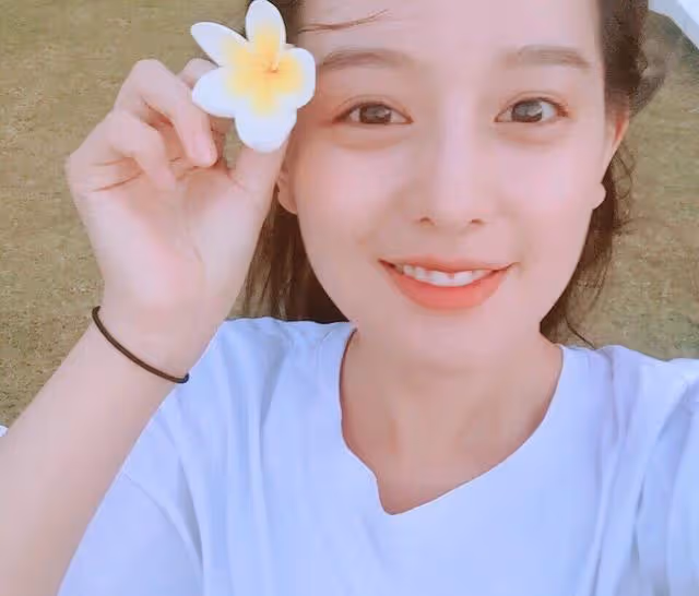 被低估的美貌和演技，低調的金智媛，值得更好的