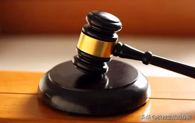姐姐給女兒買了一套房子後，因拒絕幫助弟弟還債，竟遭到父母起訴
