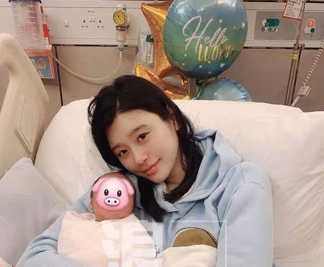 生子有功，4.5億豪宅老公到手，奚夢瑤房本上雖無名，愛情不講錢