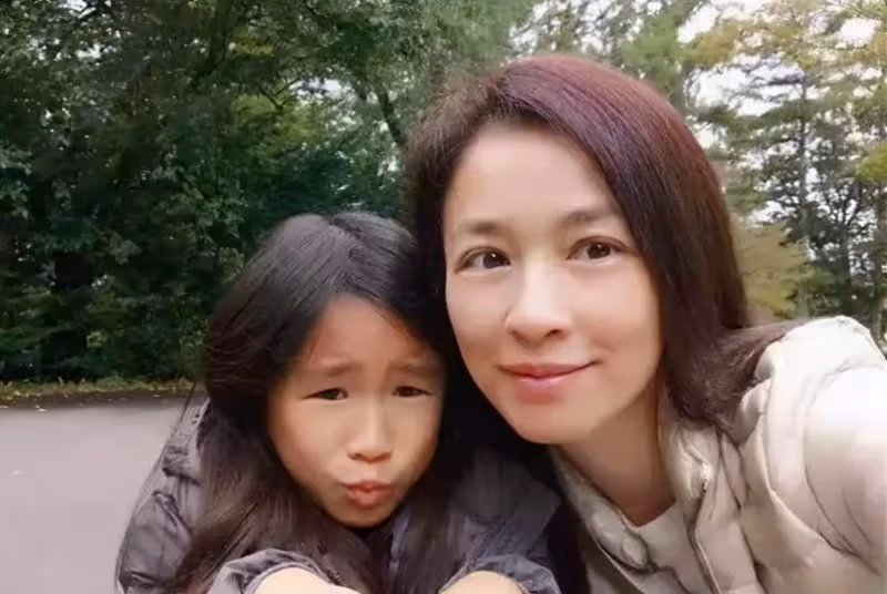 張庭夫婦滿血復活，把公司遷往馬來西亞，揚言要帶大家一年掙13億