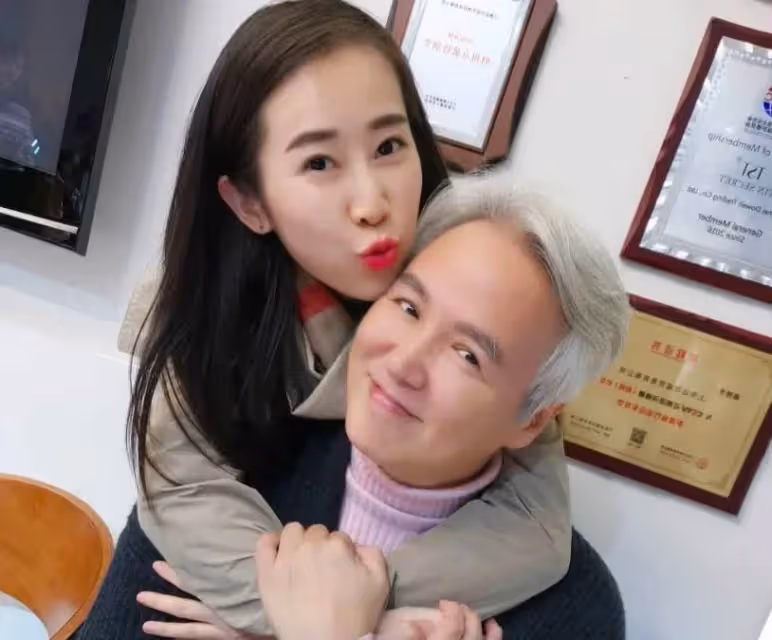 張庭夫婦滿血復活，把公司遷往馬來西亞，揚言要帶大家一年掙13億