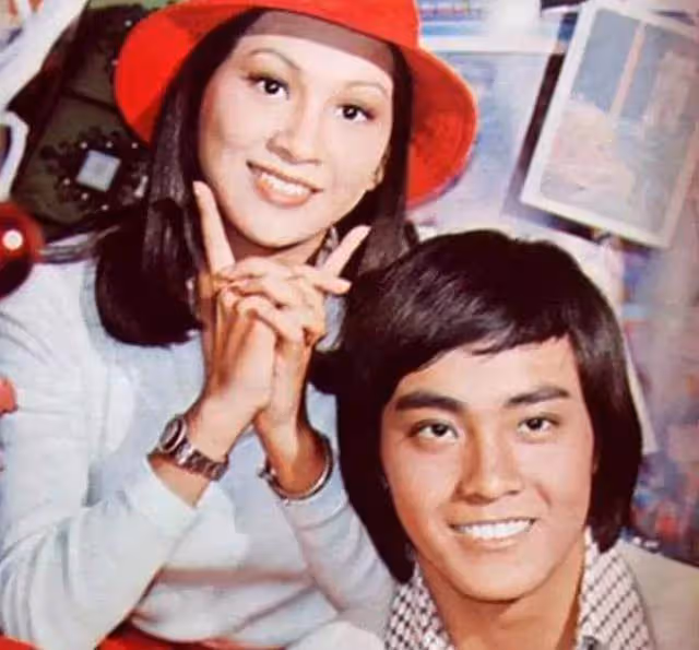 周潤發前妻余安安經歷2段感情未果，獨自辛苦撫養2個女兒成人，如今62歲依舊風韻猶存：單親媽媽一樣精彩