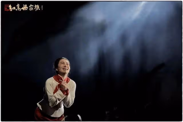 葉璇舞台劇演出被道具刀刺傷　臉上縫合3層皮膚險毀容