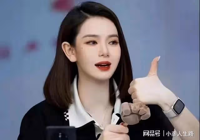 戚薇悄悄脫身,劉畊宏被辛巴逼著道歉,為何明星都栽在「假貨」上