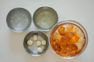 桂花雪梨燉桃膠