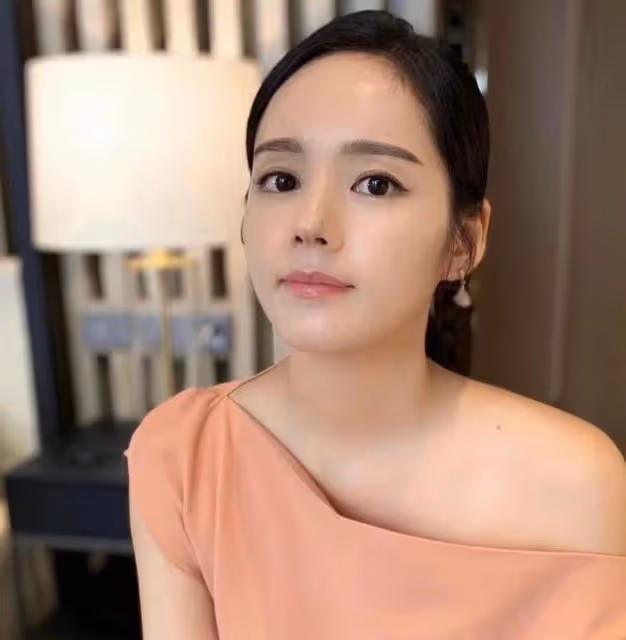 演技差又沒事業心的韓佳人,僅憑天然美貌,穩霸女神榜20年