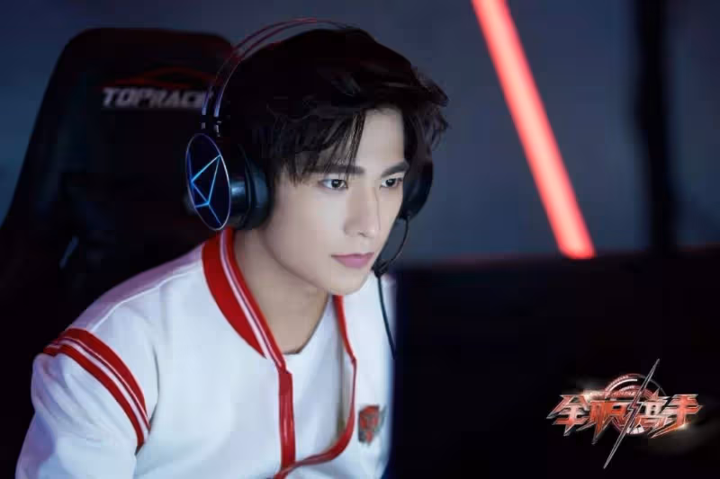 楊洋主演的電視劇有多火?看過5部的,一定就是真愛粉了_小說_肖奈_榮耀