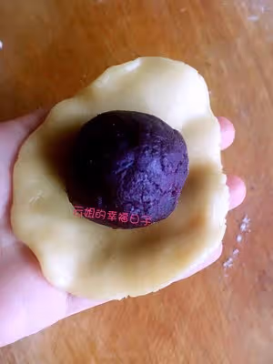 紫薯蛋黃月餅