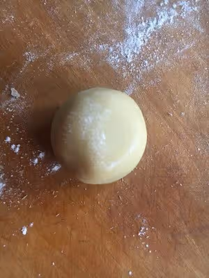 紫薯蛋黃月餅