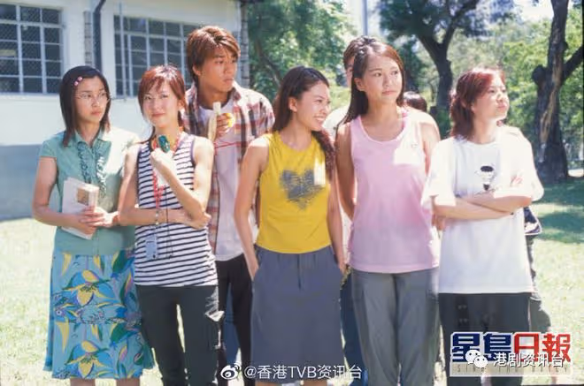 唐詩詠離巢因童年悲劇?父母離異母猝逝後 哥哥炒燶股票獨力養家