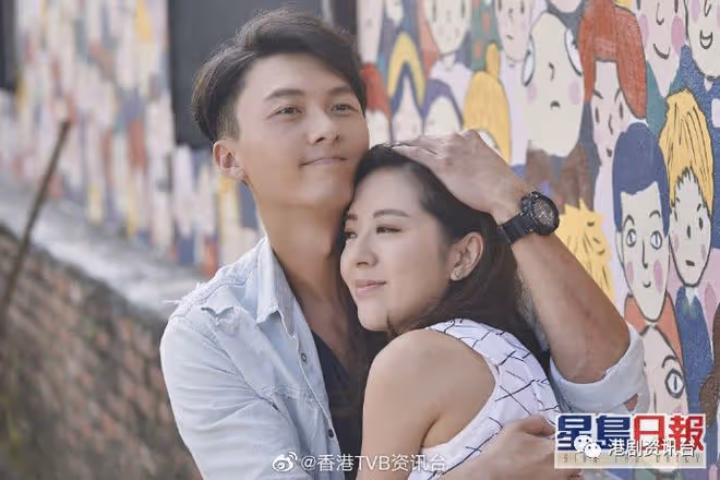 唐詩詠離巢因童年悲劇?父母離異母猝逝後 哥哥炒燶股票獨力養家