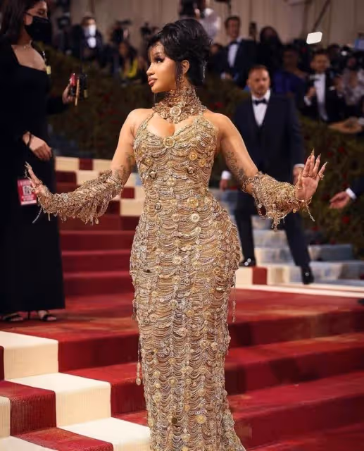 美國女rapperCardi B:與麻辣雞的恩恩怨怨