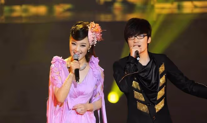 離婚4年後，玖月奇蹟選擇復婚，是真心相愛，還是商業聯盟？