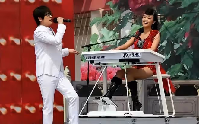 離婚4年後,玖月奇蹟選擇復婚,是真心相愛,還是商業聯盟?