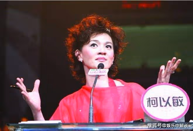 自認為自己很紅，上節目做導師瘋狂耍大牌，被封殺以後哭著求原諒