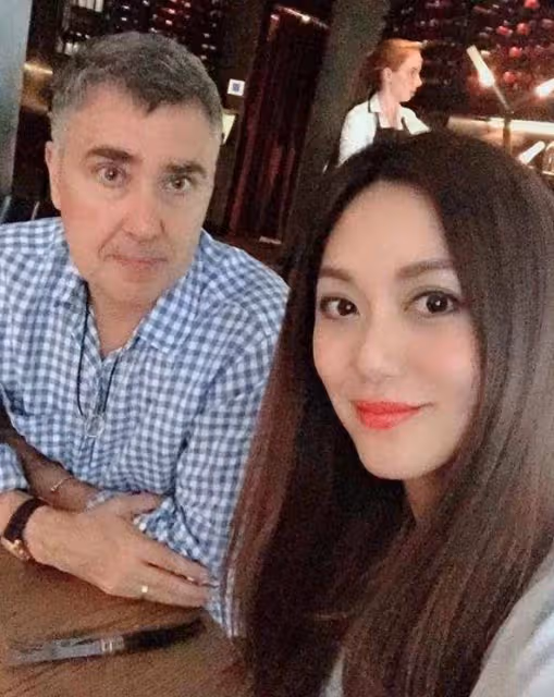最美古裝仙子!女星當紅之際「閃婚大10歲富商」不被看好 50歲近照曝光「被當公主越寵越美」
