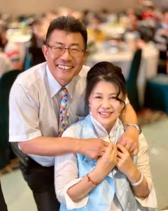 台語歌手罹癌「一度因開刀失聲」宛如被判無期徒刑 謝恩師教誨「攜手丈夫圓夢」重生近況曝光