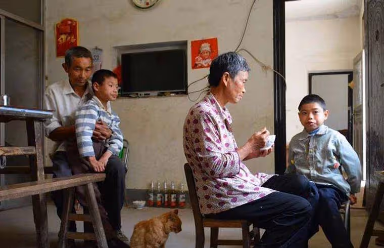 連生3個孩子都患腦癱!她被婆家罵是「掃把星」 離婚再嫁生子後「才發現真相」:被父母害慘