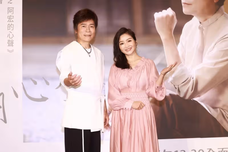 出道45年!洪榮宏苦認「受隱疾折磨」喉嚨都灼傷 59歲「迎來好消息」感謝嫩妻陪伴:一起變好
