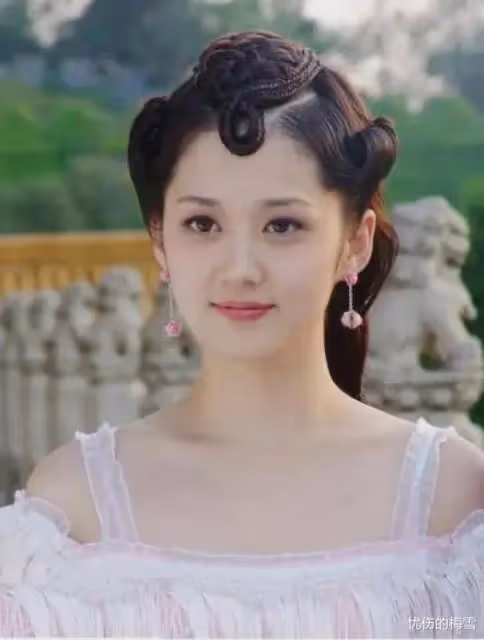 張娜拉說:「每次製作費緊張,都會去中國演出。」
