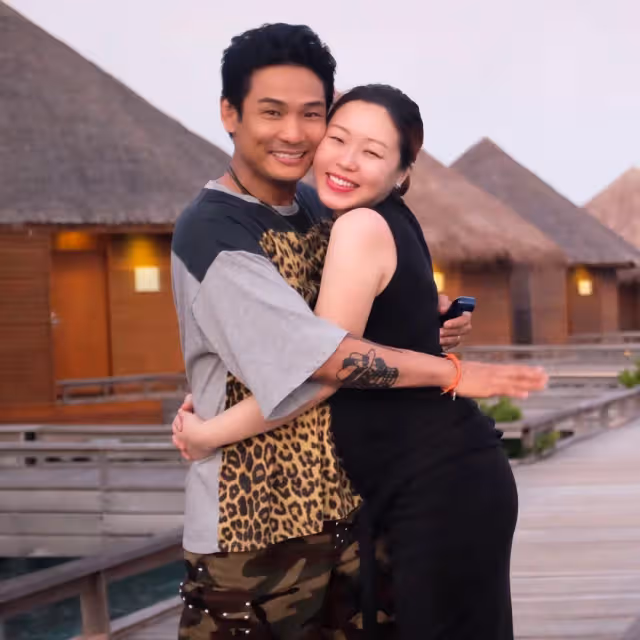 沒她不知道怎麼活!和老婆差24歲「杜德偉樂當妻寶」 結婚10年「熱戀日常曝光」慶幸:我運氣很好