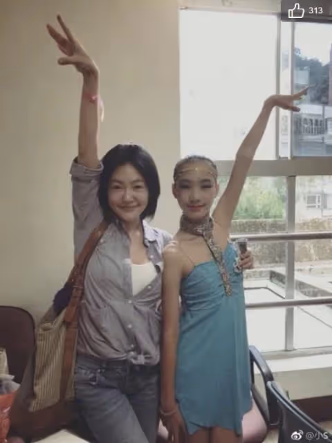 小S女兒正式出道!媽媽撂狠話「不會給任何資源」:自己去闖 吃盡苦頭「臉泡髒水15秒」動都不敢動