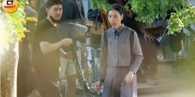 小S女兒正式出道！媽媽撂狠話「不會給任何資源」：自己去闖　吃盡苦頭「臉泡髒水15秒」動都不敢動