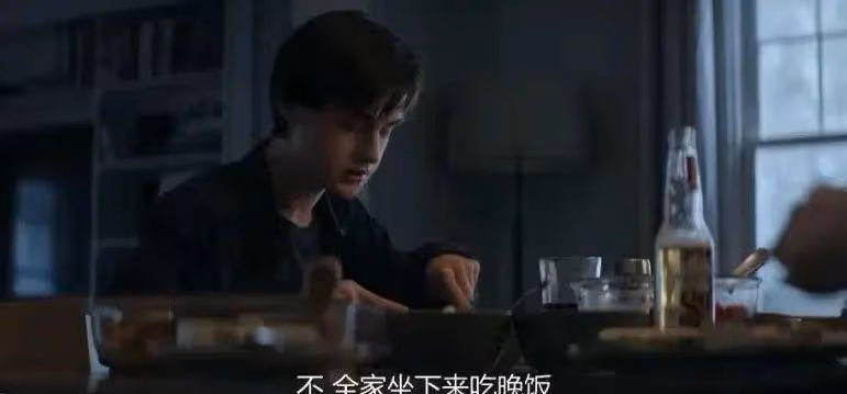 連肝五集,為了男主的顏值和肉體,也要追的一部美劇