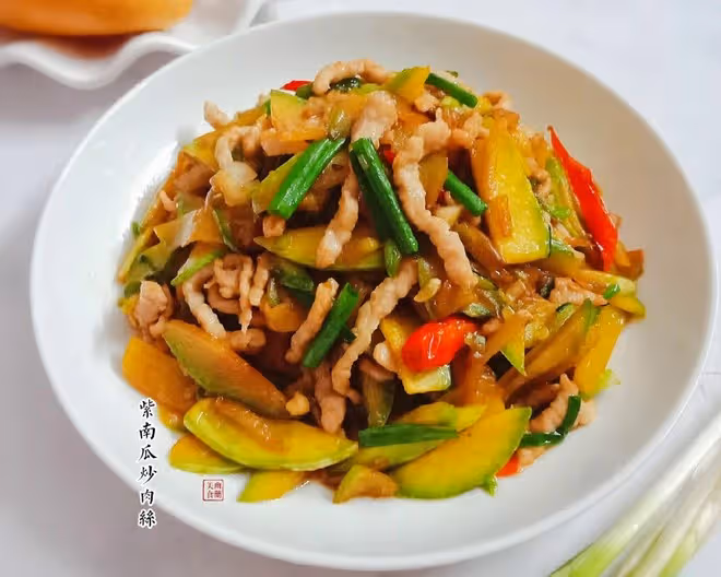 嫩南瓜炒肉絲