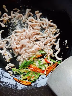 嫩南瓜炒肉絲