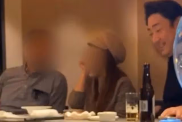 中日高人氣男星塌房!公然扯女性內衣實施猥褻,癲狂狀態曝光