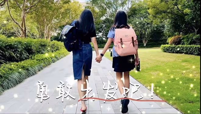 吳尊帶兒女來中國上學,送娃坐大巴內心不舍,12歲女兒身高喜人