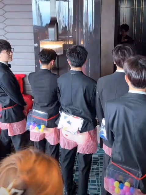 網紅情侶志揚越心結婚!婚禮現場甜蜜熱吻,新娘母女淚別令人動容