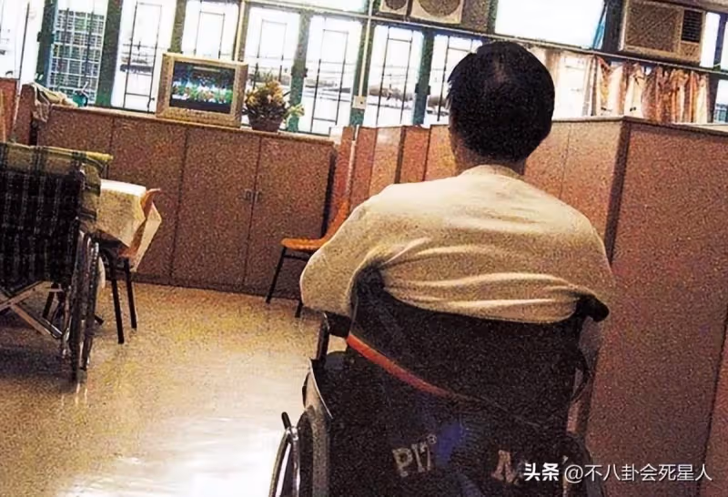 獨居養老院!前半生他們「風光無限」 晚年兒女不孝「錢財散盡」過得不如普通人
