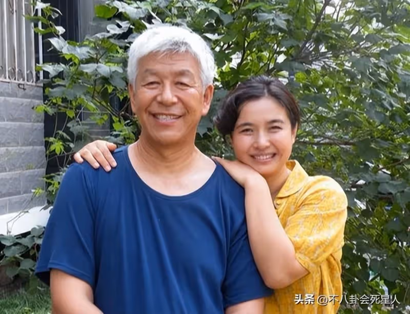 獨居養老院!前半生他們「風光無限」 晚年兒女不孝「錢財散盡」過得不如普通人