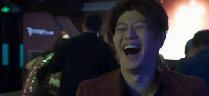 看了《罰罪》衝著黃景瑜,趙尋得到了足夠的關注,他野蠻的演技實在是太瘋狂了