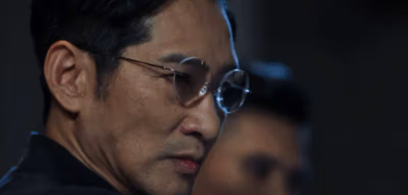 看了《罰罪》衝著黃景瑜,趙尋得到了足夠的關注,他野蠻的演技實在是太瘋狂了