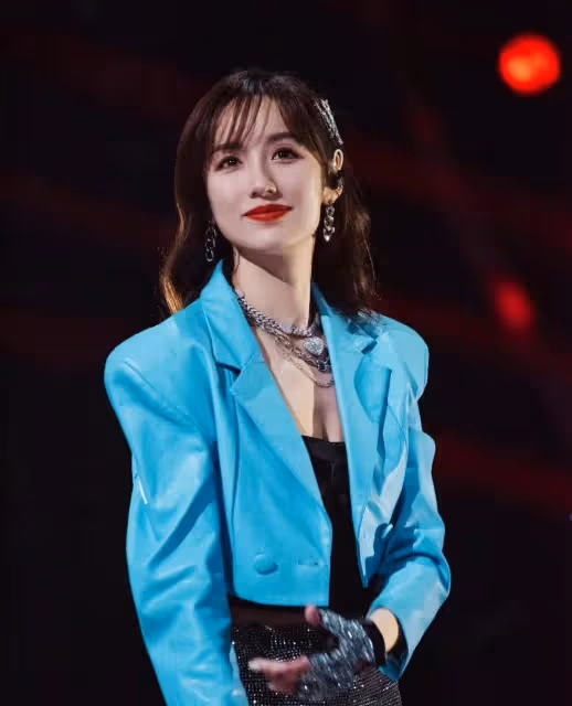 《雪在燒》15年女主無戲可拍,男二口碑崩塌,汪洋逆襲