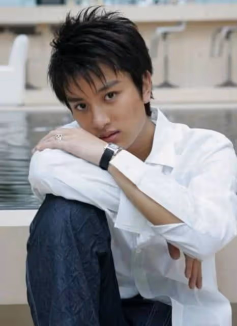 《雪在燒》15年女主無戲可拍,男二口碑崩塌,汪洋逆襲
