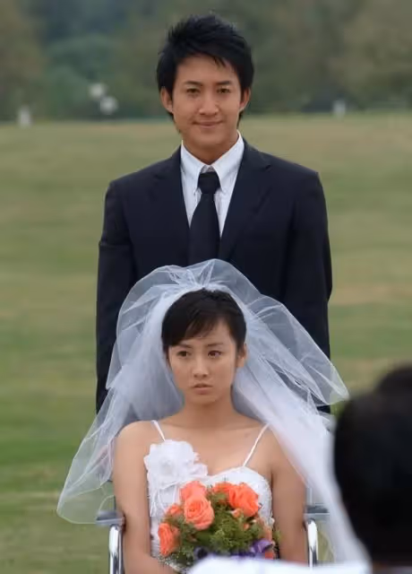 《雪在燒》15年女主無戲可拍,男二口碑崩塌,汪洋逆襲