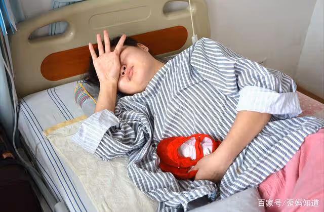 19歲女孩苦戀劉亦菲,名字「改一樣」,花百萬整容4年卻成這模樣