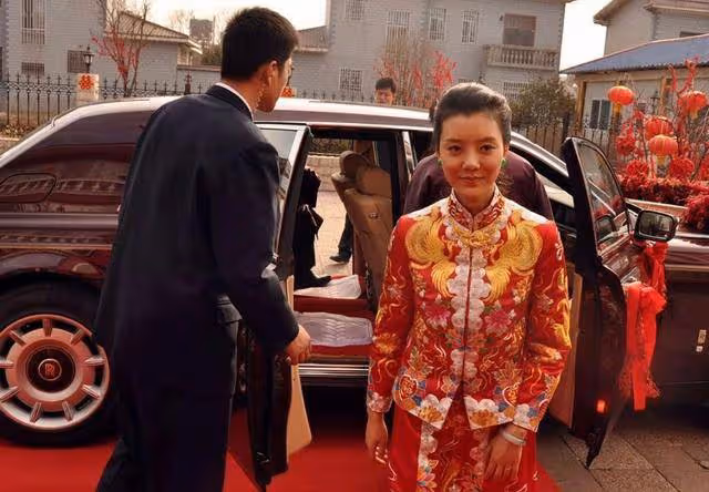 22歲繼承百億家產,5000萬娶車曉,40歲山西首富李兆會如今成這樣