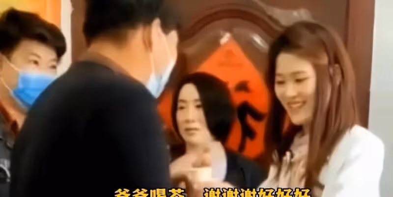 老朱的兒子又要結婚了,新娘雖然不同,但套路大同小異,他開心嗎?