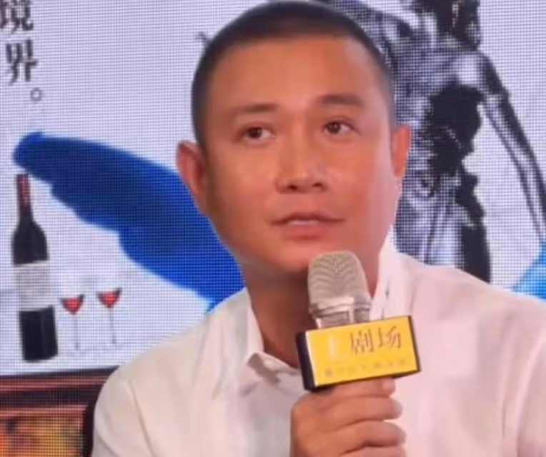 這次文章變了很多！胖到認不出來，以前的鮮肉多帥