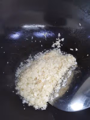 蒜蓉蒸小鮑魚