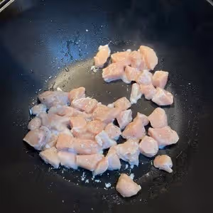 宮保雞丁 天天光碟的快樂❗️