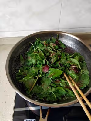 莧菜炒雞蛋