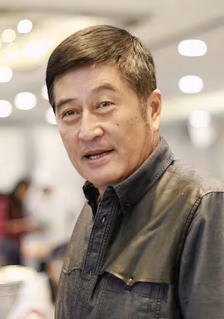 《唐伯虎點秋香》「寧王」淡出熒幕　鄉村養豬過平淡生活